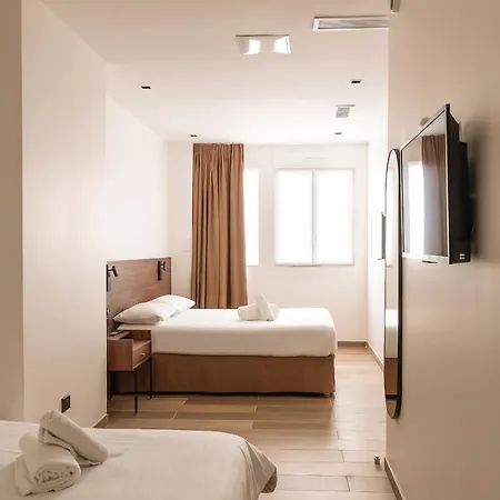 Hotel Au Coeur Du Marais Paris