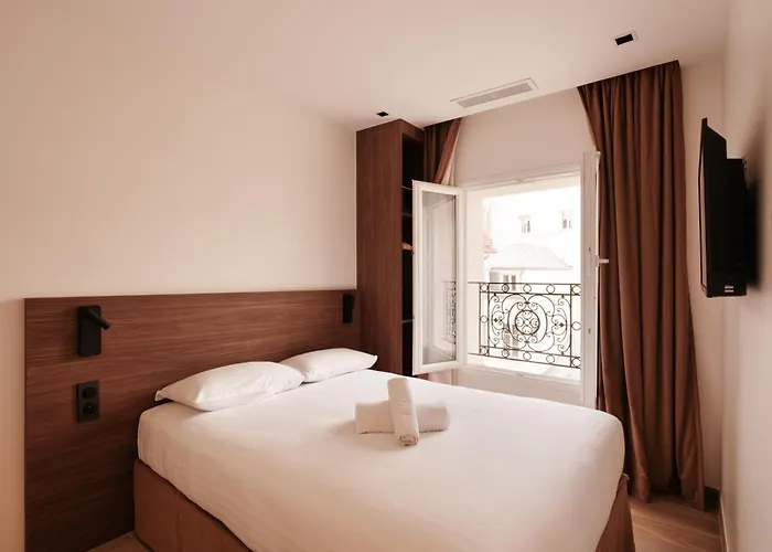 Hotel Au Coeur Du Marais Paryż
