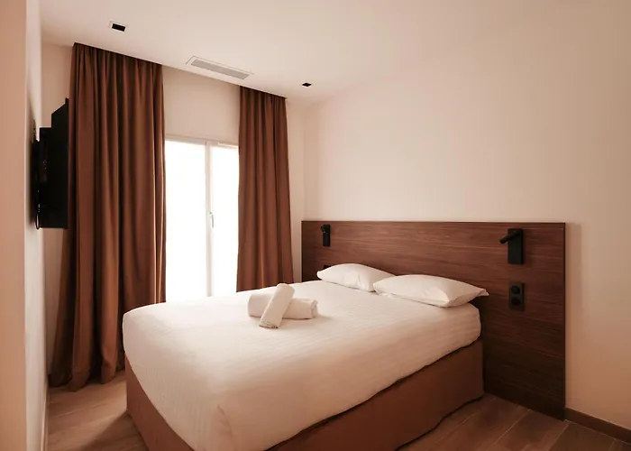 Au Coeur Du Marais Hotel 3*